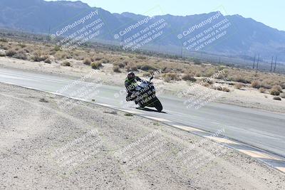 media/Dec-01-2025-Moto Forza (Mon) [[2daa91e15f]]/3-Beginner Group/Session 3 (Turn 16 Inside)/